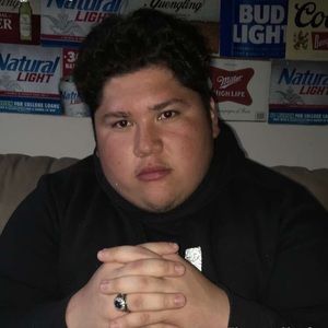 Meet your Posher, Luis